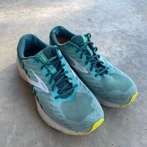 BROOKS LAUNCH 6 RUNNING SHOES WOMENS SZ 8 .5B $140 MSRP NICE